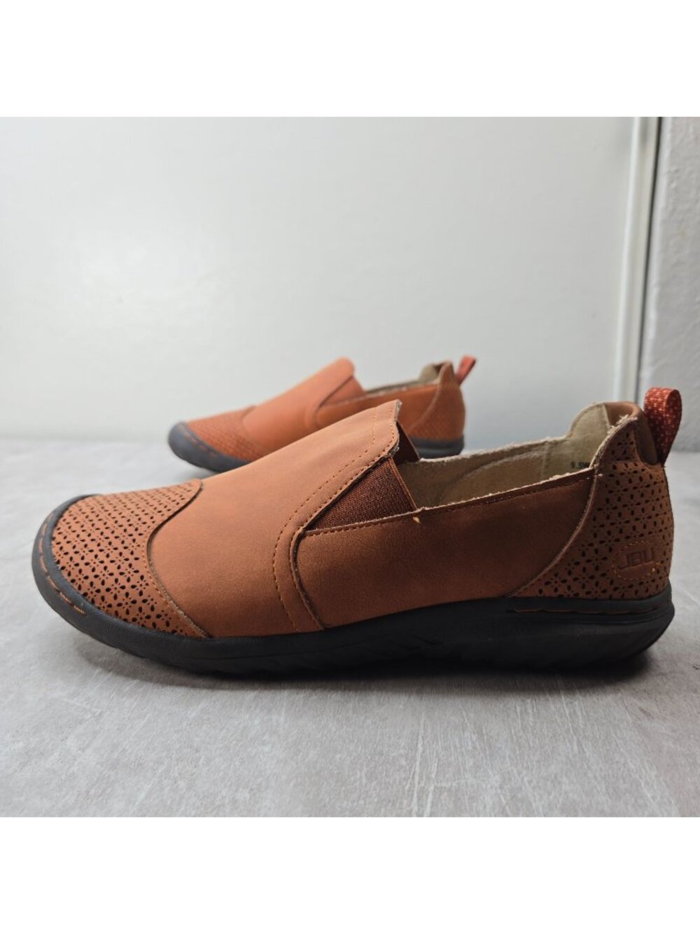 Jambu Slip On Comfort Loafer Shoes Size 9 Wide Fit Rustic Brown Casual Sneakers